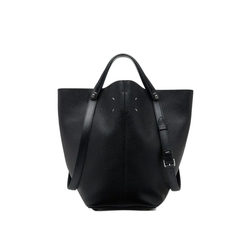 Dress-Age Medium Shoulder Bag