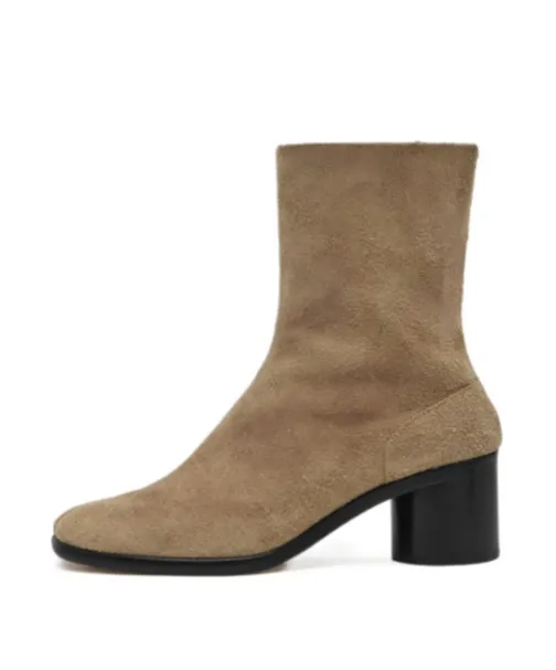 Tabi Toe Block Heel Boots