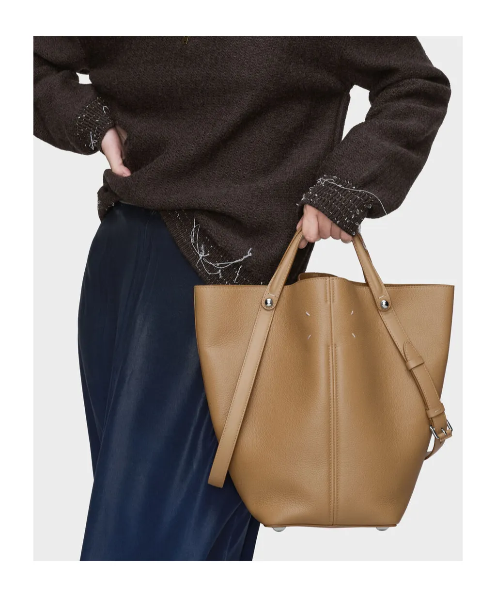 Dress-Age Medium Shoulder Bag