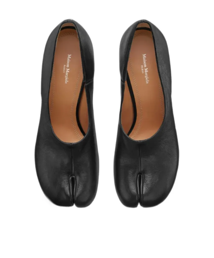 Tabi Pumps