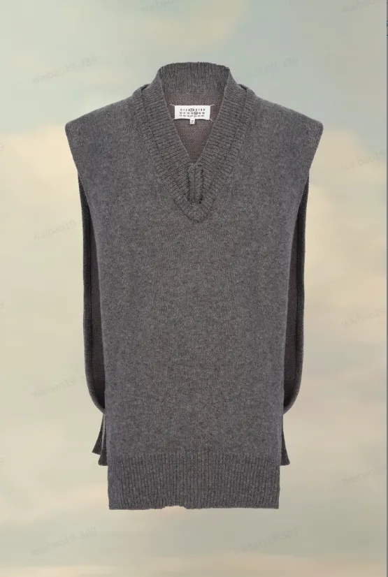 V-Neck Sleeveless Rib-Knitted Jumper