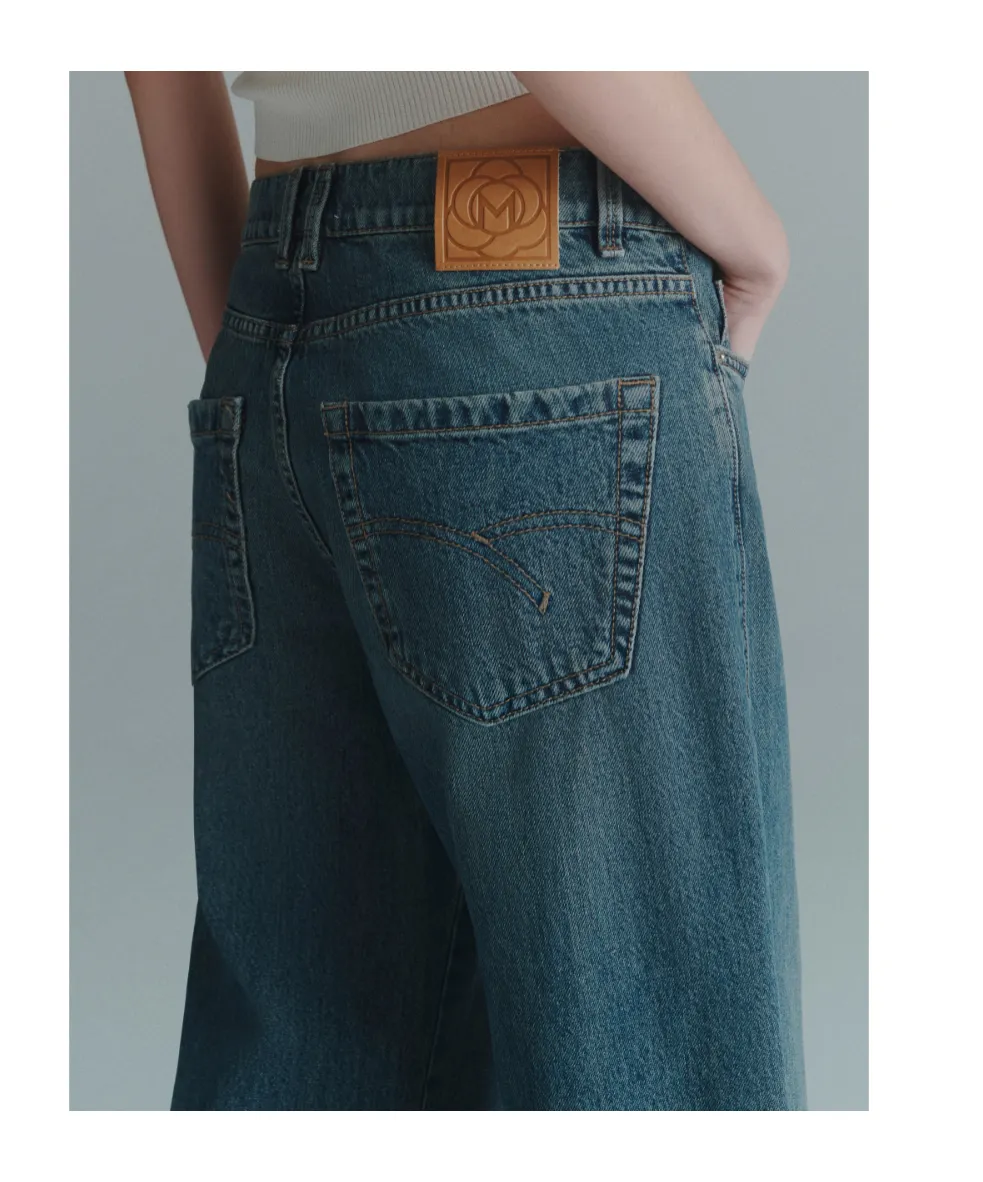 Low-Rise Wide-Leg Jeans