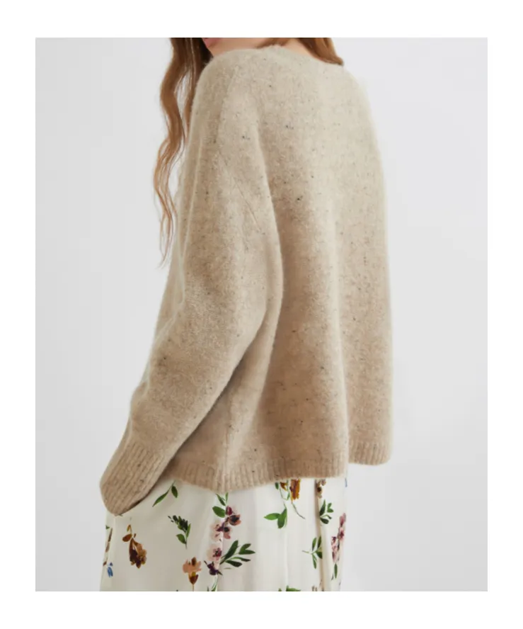Knop Yarn Sweater