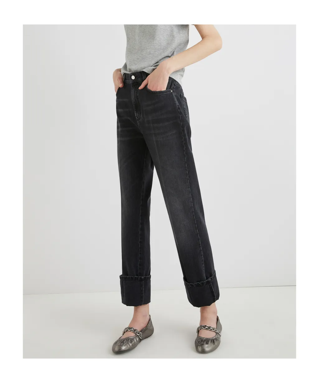 Topstitched Wide-Leg Jeans