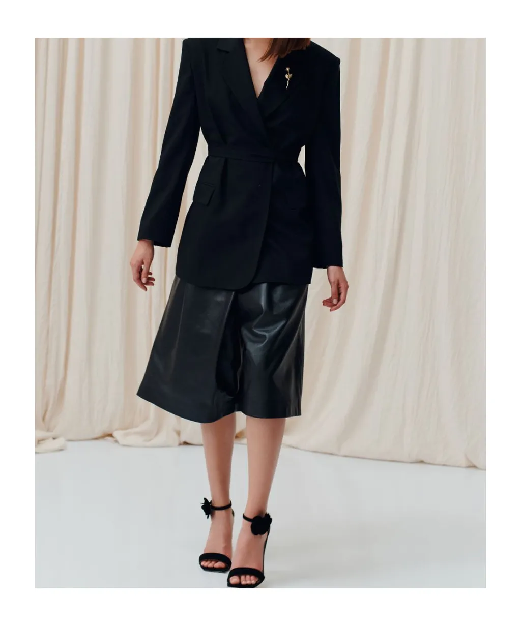 Long-Sleeved Suit Coat