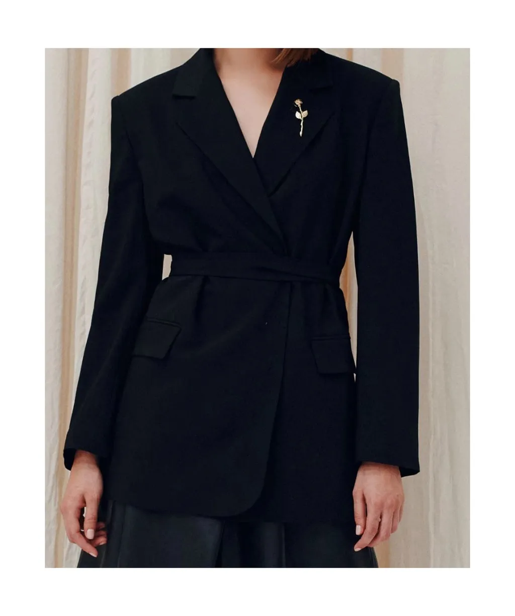Long-Sleeved Suit Coat