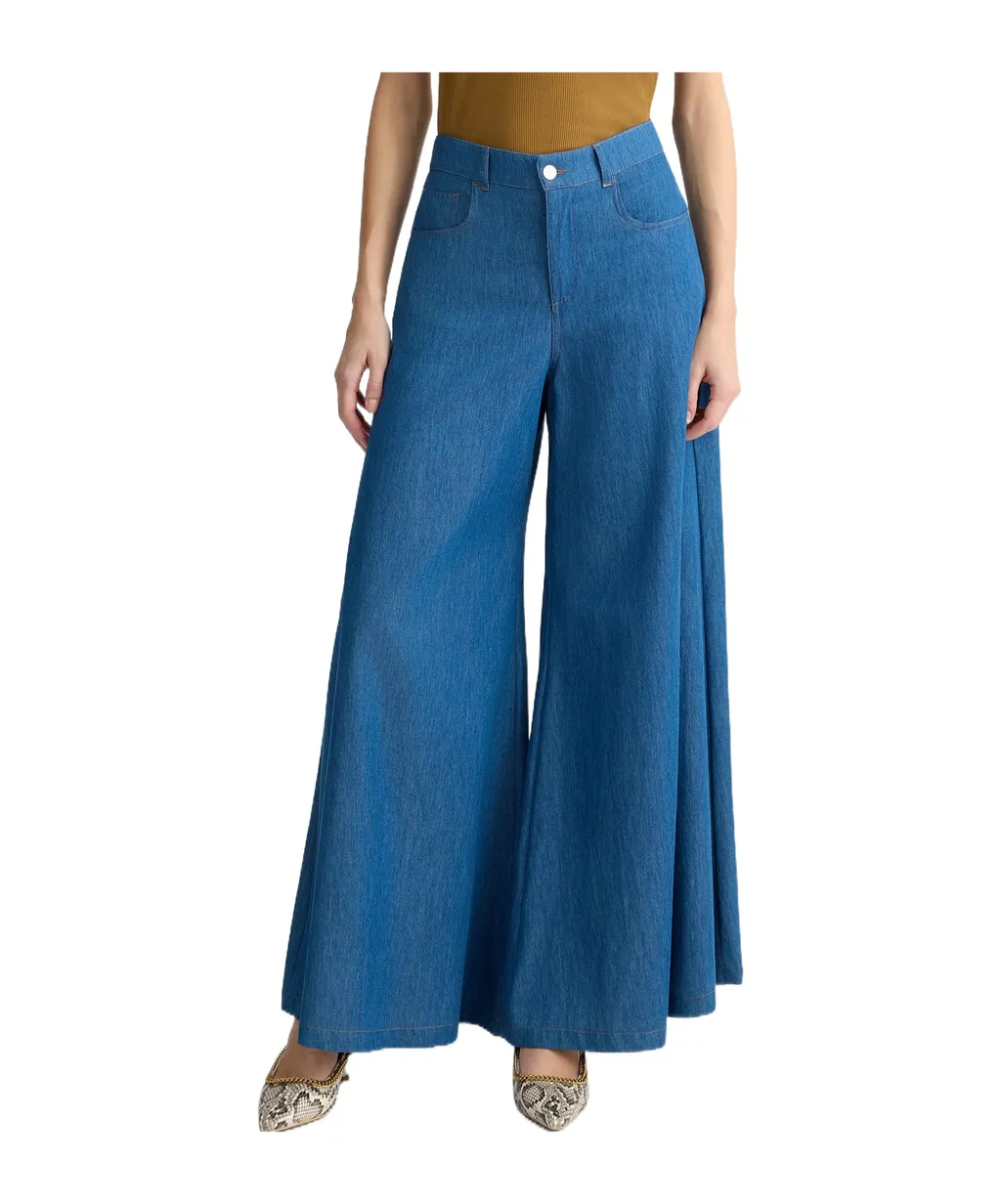 Flared Jeans