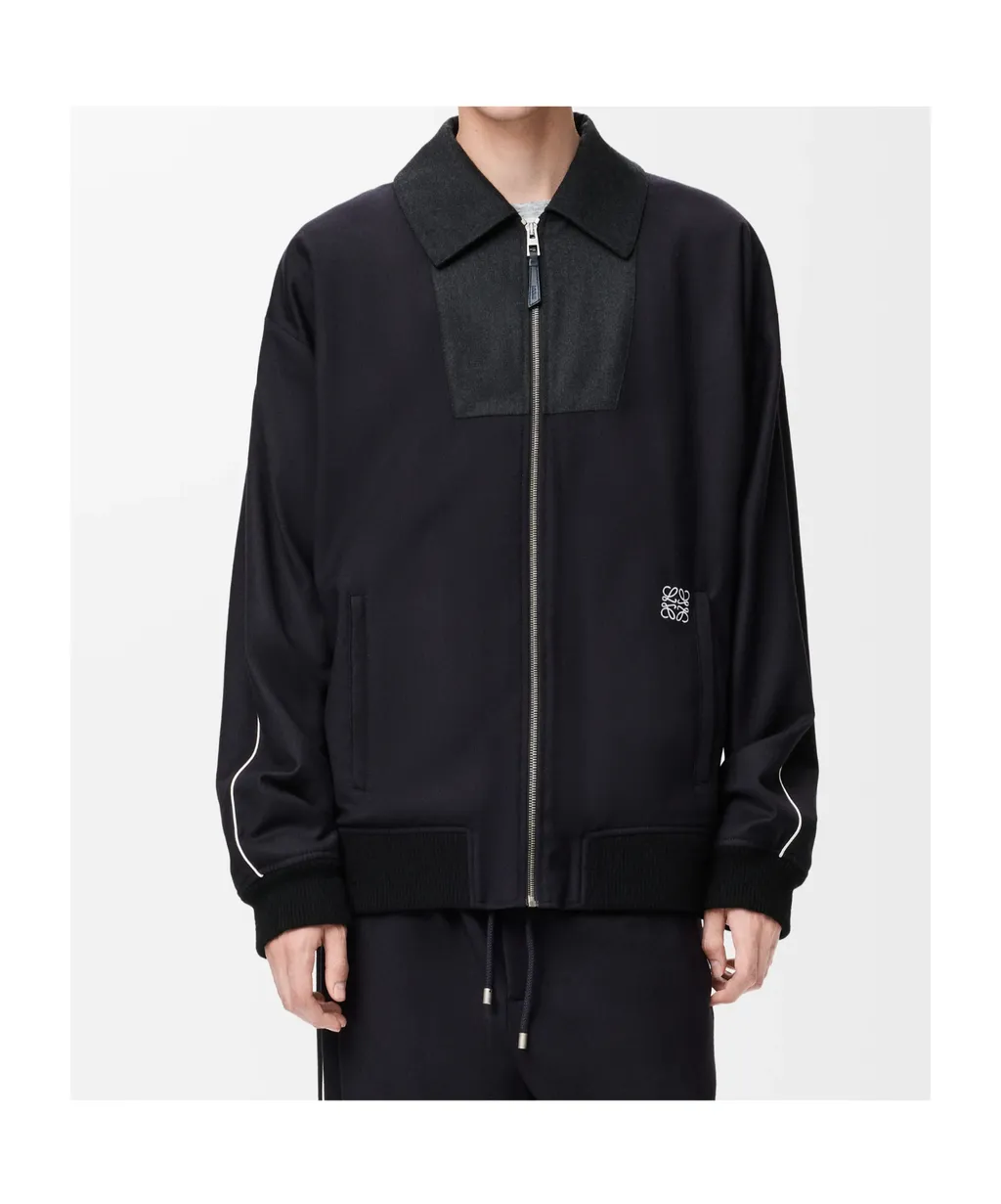 Long-Sleeved Sports Jacket