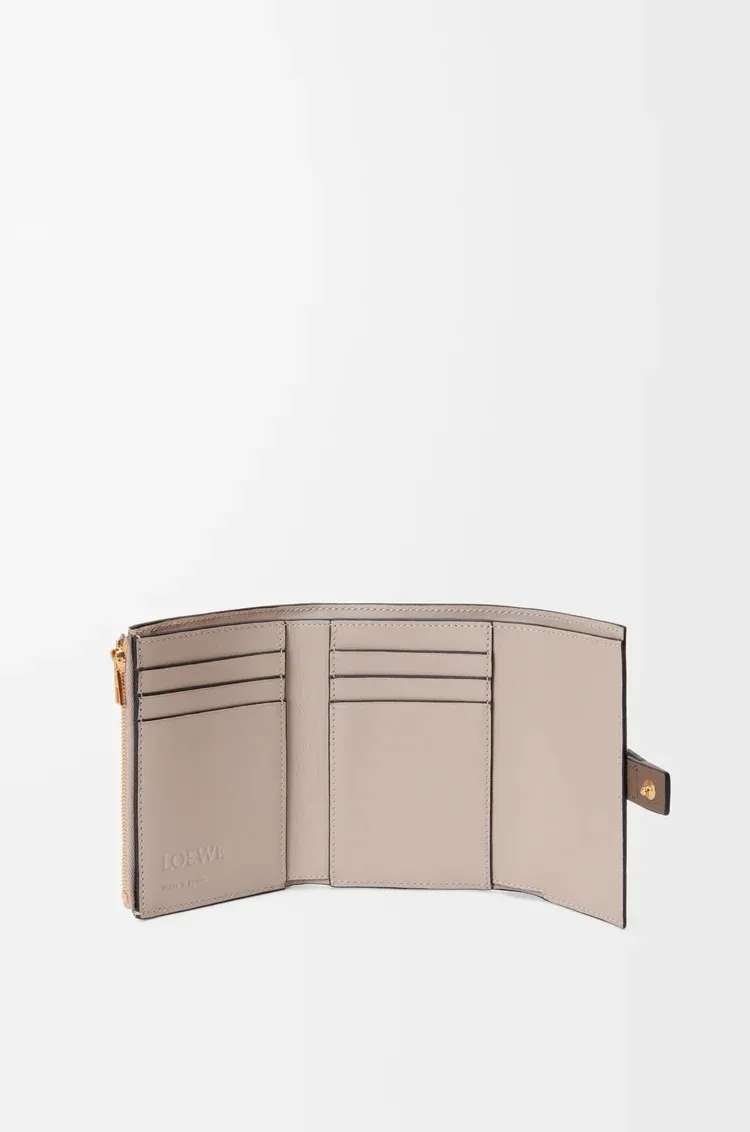 Small Vertical Wallet