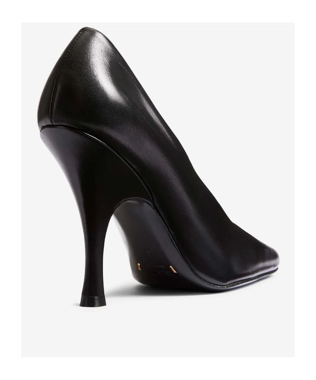 Eva Square-Toe Pumps