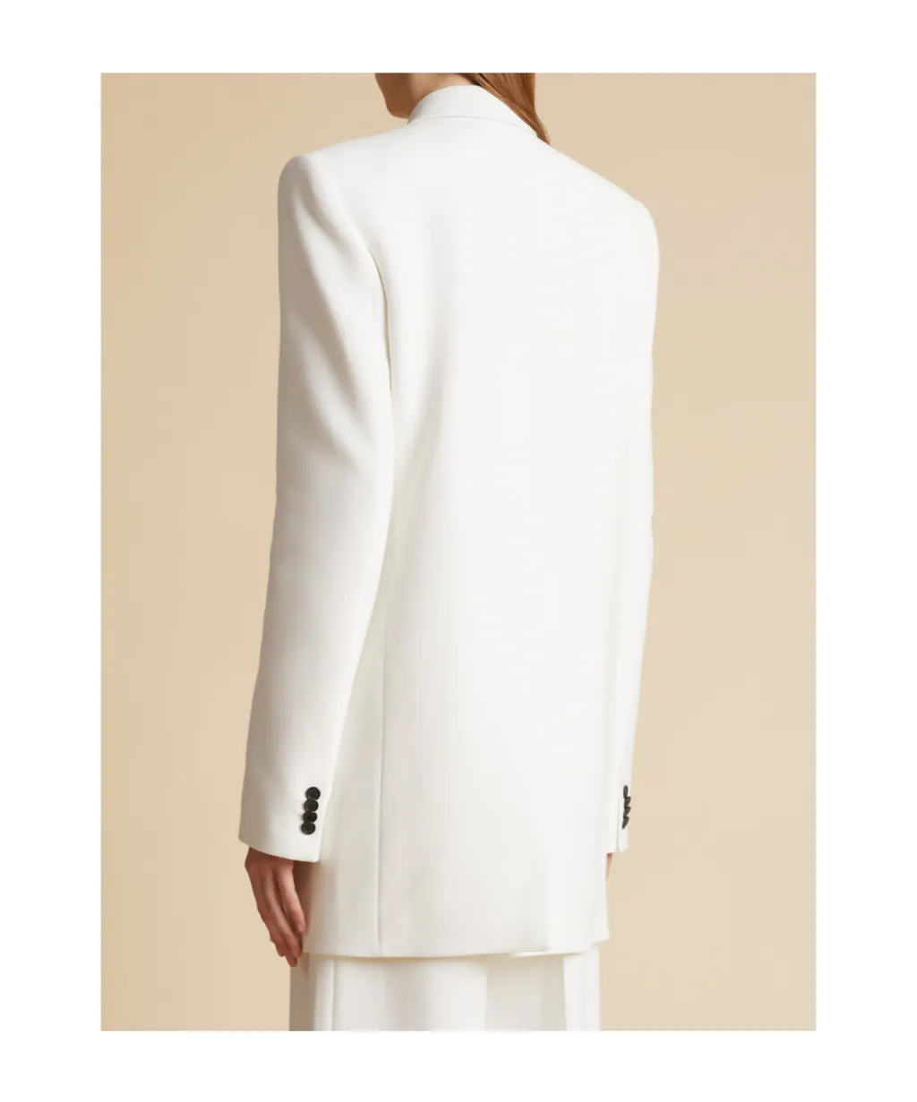 Long Sleeved Suit Jacket