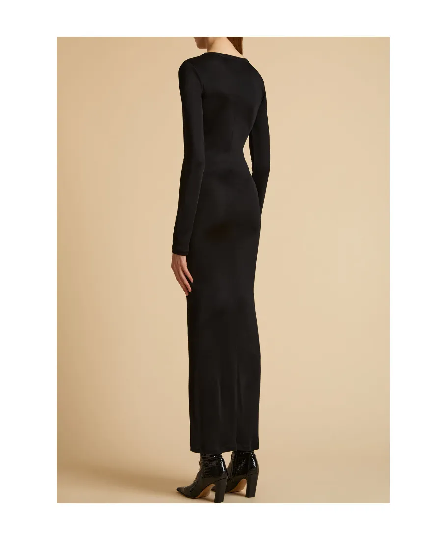 Long-Sleeved Round-Necked Dress