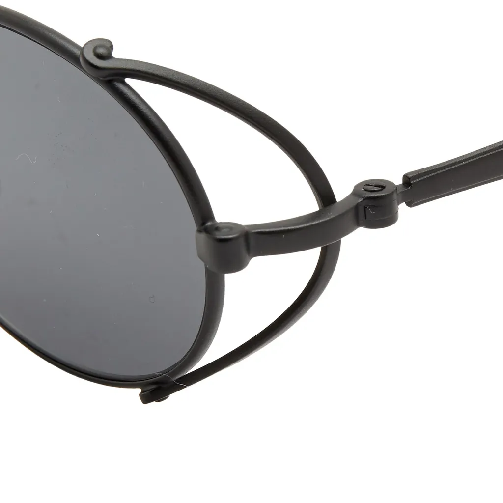 The 55-3175 Round Framed Sunglasses