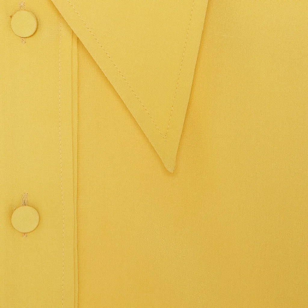 Collared Long-Sleeved Shirt