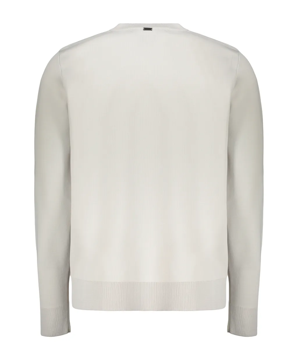 Long-Sleeved Pullover