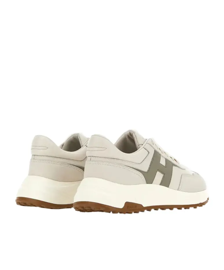 Hyperlight Sneakers
