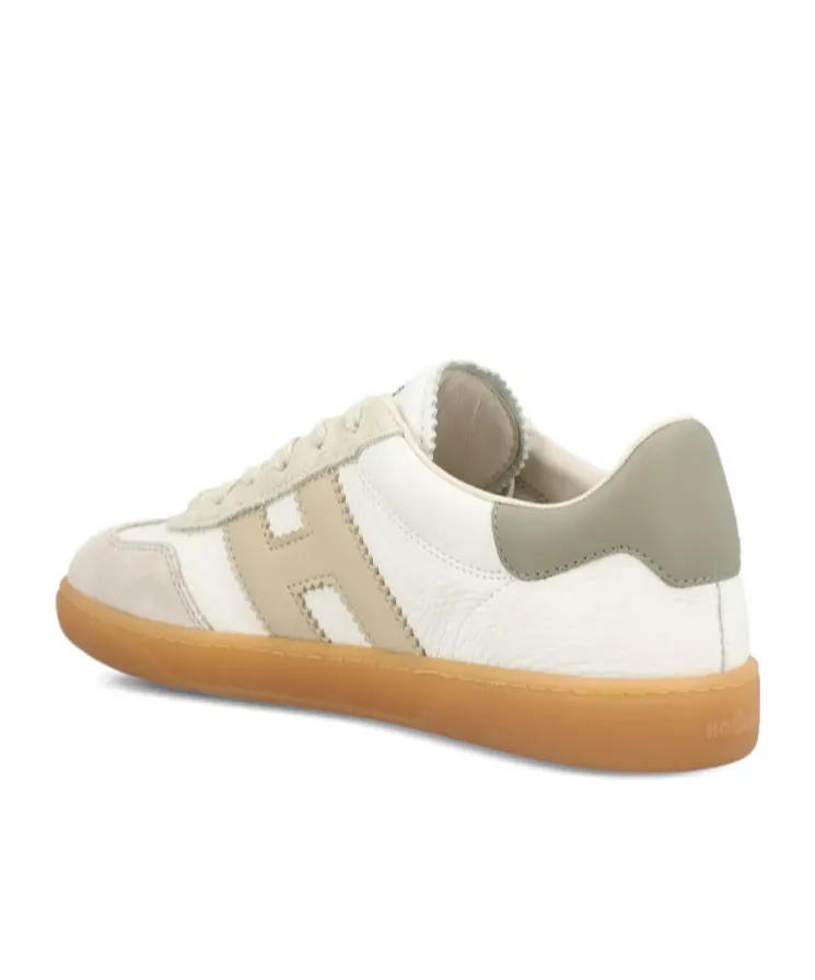 Panelled Logo-Detail Sneakers