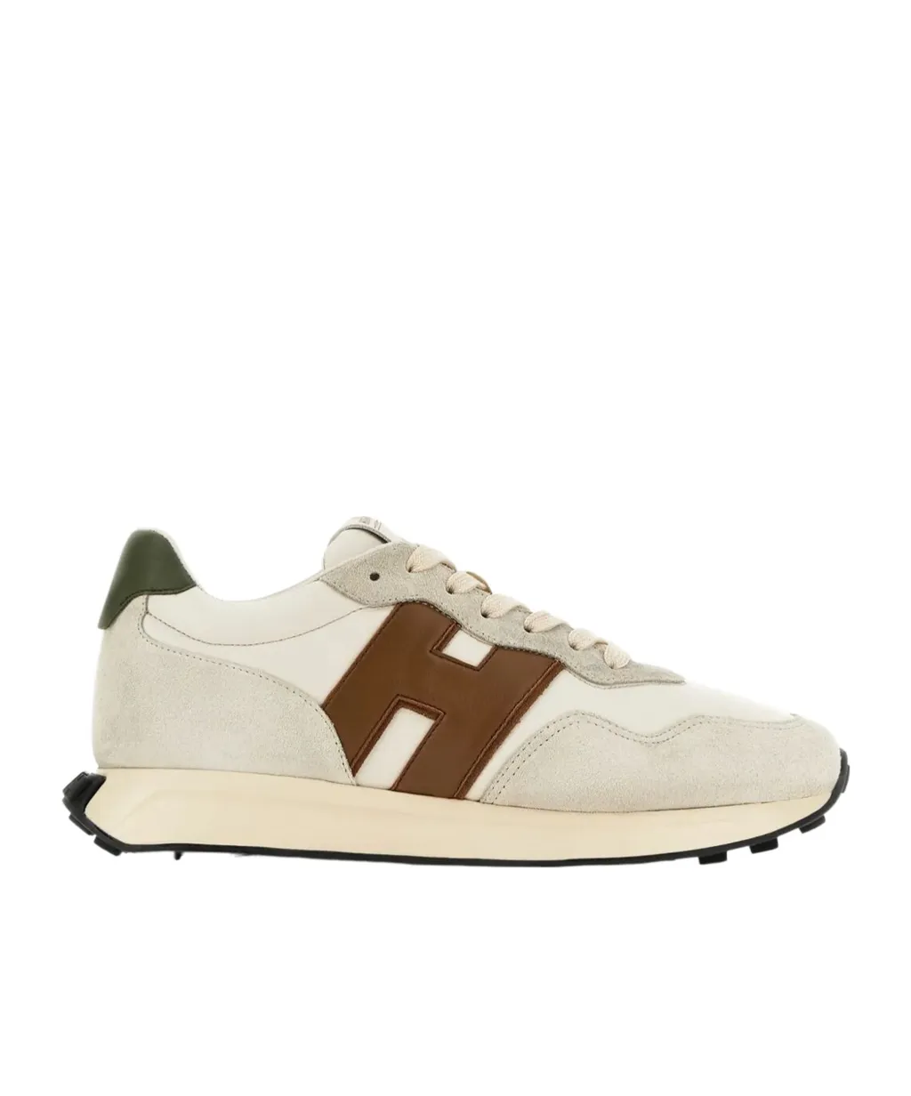 Logo-Detail Sneakers