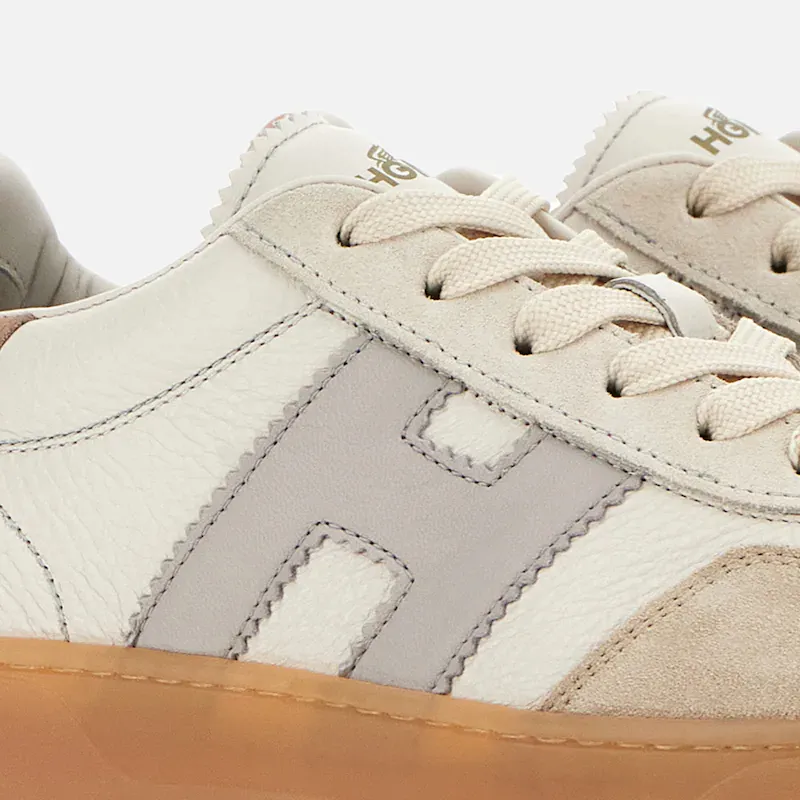 Cool Round Toe Sneakers