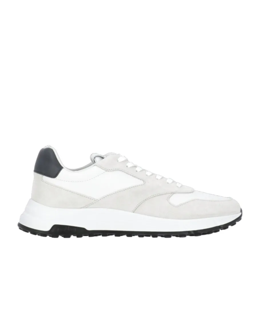 Hyperlight Sneakers
