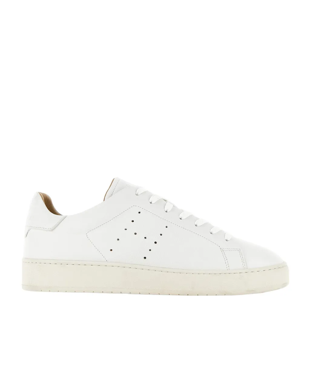H672 Low-Top Sneakers