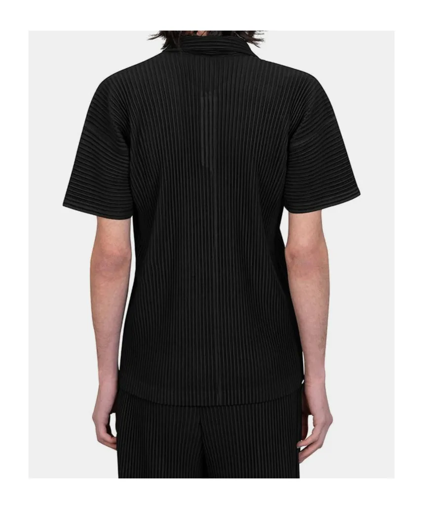Short-Sleeved T-Shirt