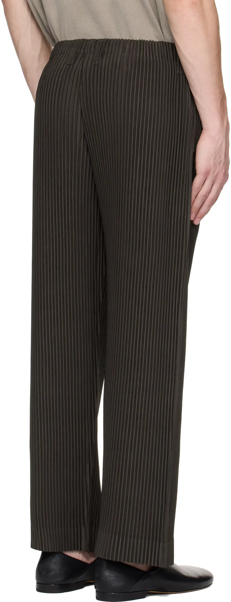 Pleated Wide-Leg Trousers