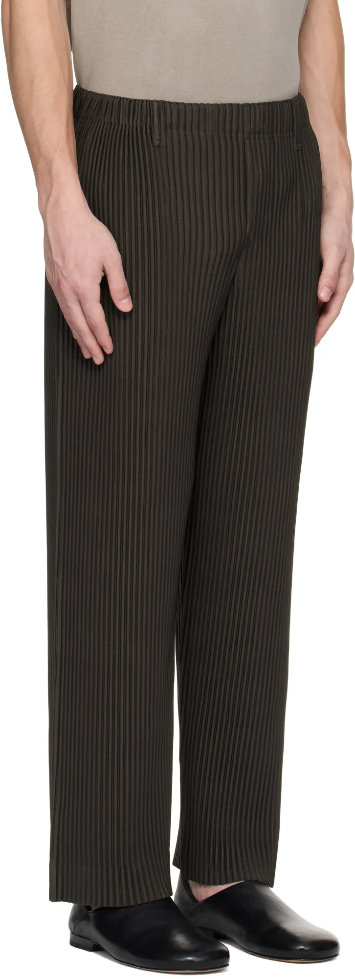 Pleated Wide-Leg Trousers