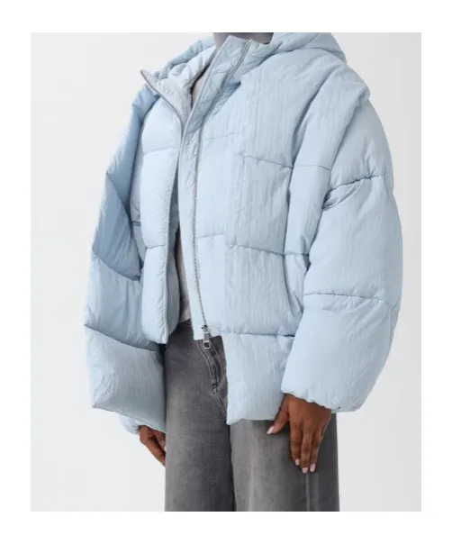 Water-Repellent Padded Jacket With Detachable Sleeves And Scarf