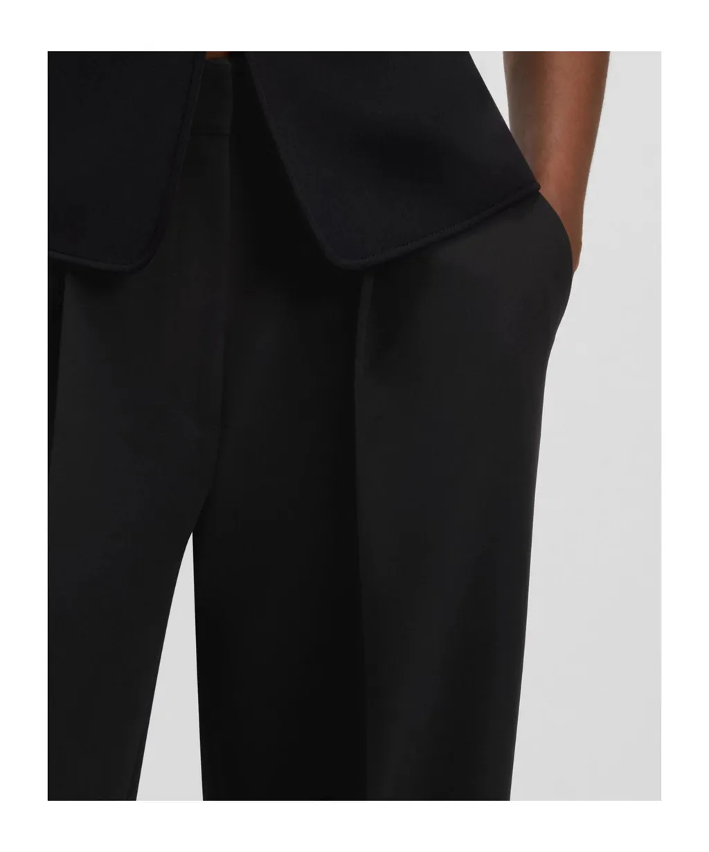 Pleat Detailed Wide Leg Pants