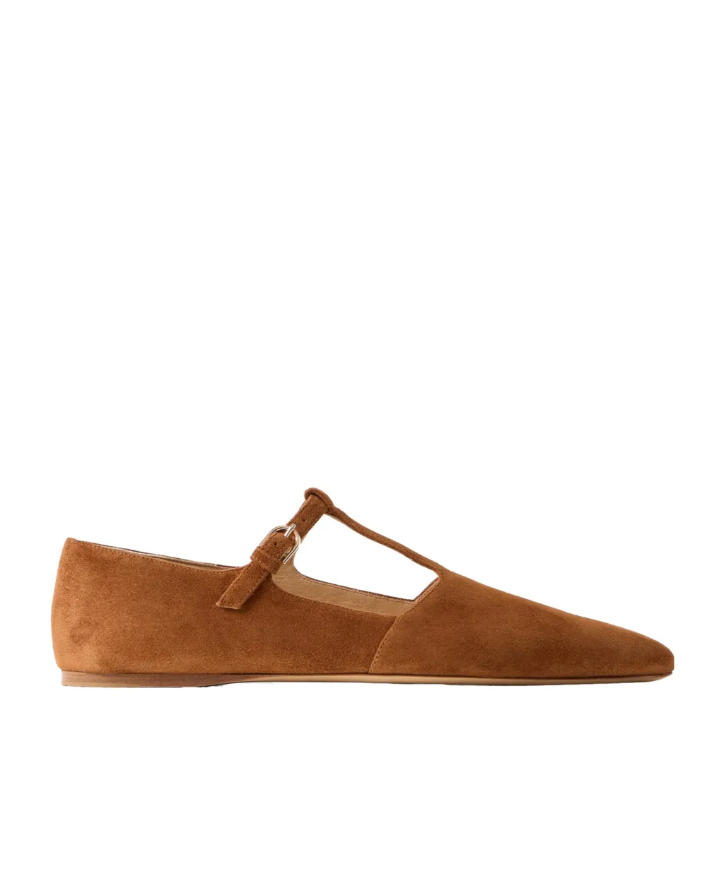 Pointed-Toe Flats