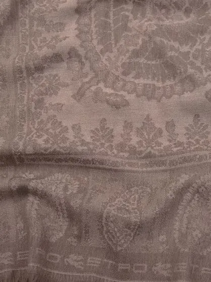 Wool Throw Blanket With Floral Paisley Motif