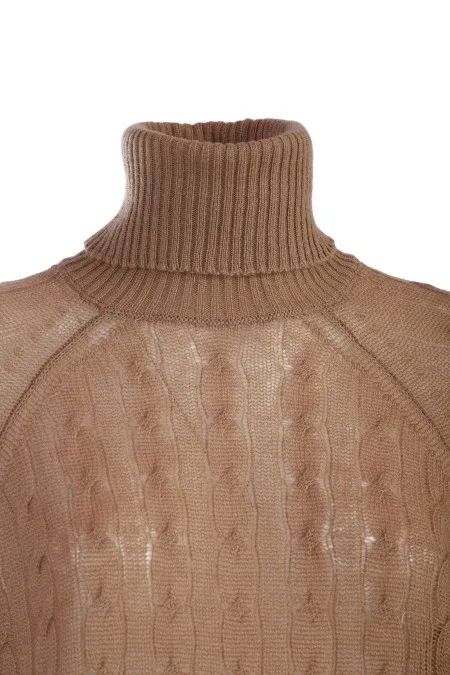 Long-Sleeved Roll-Neck Knitted Jumper
