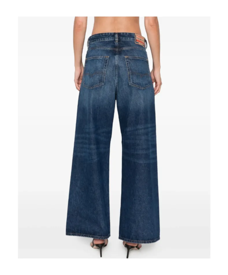 Five-Pocket Jeans