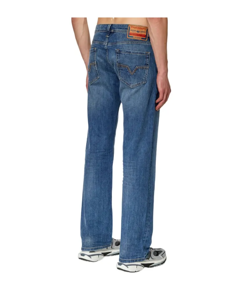 1985 Larkee Straight-Leg Jeans