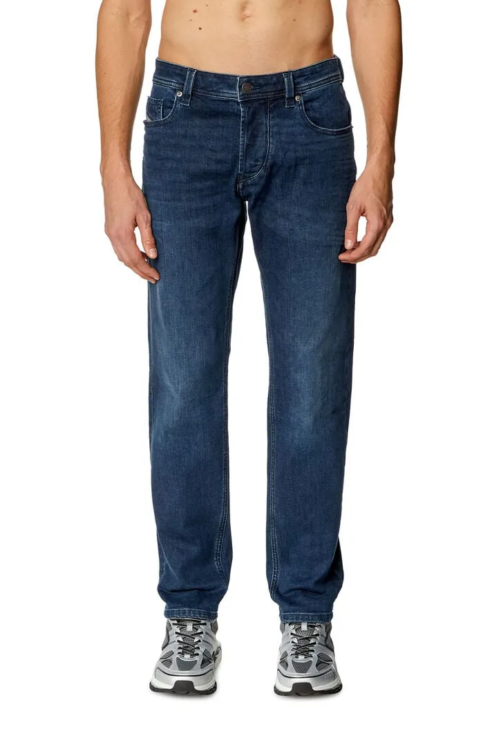 1986 Larkee-Beex Logo Patch Tapered Jeans