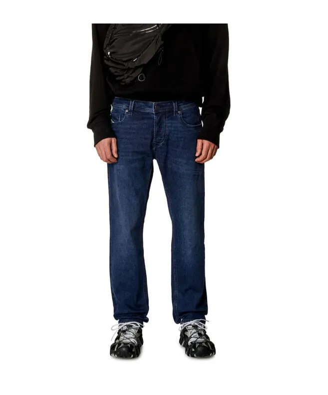 1986 Larkee-Beex Logo Patch Tapered Jeans