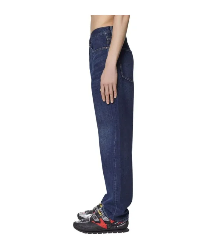 2010 Straight-Leg Jeans