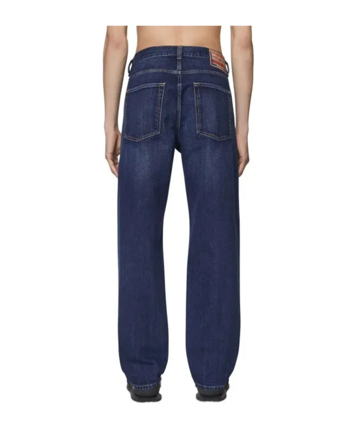 2010 Straight-Leg Jeans