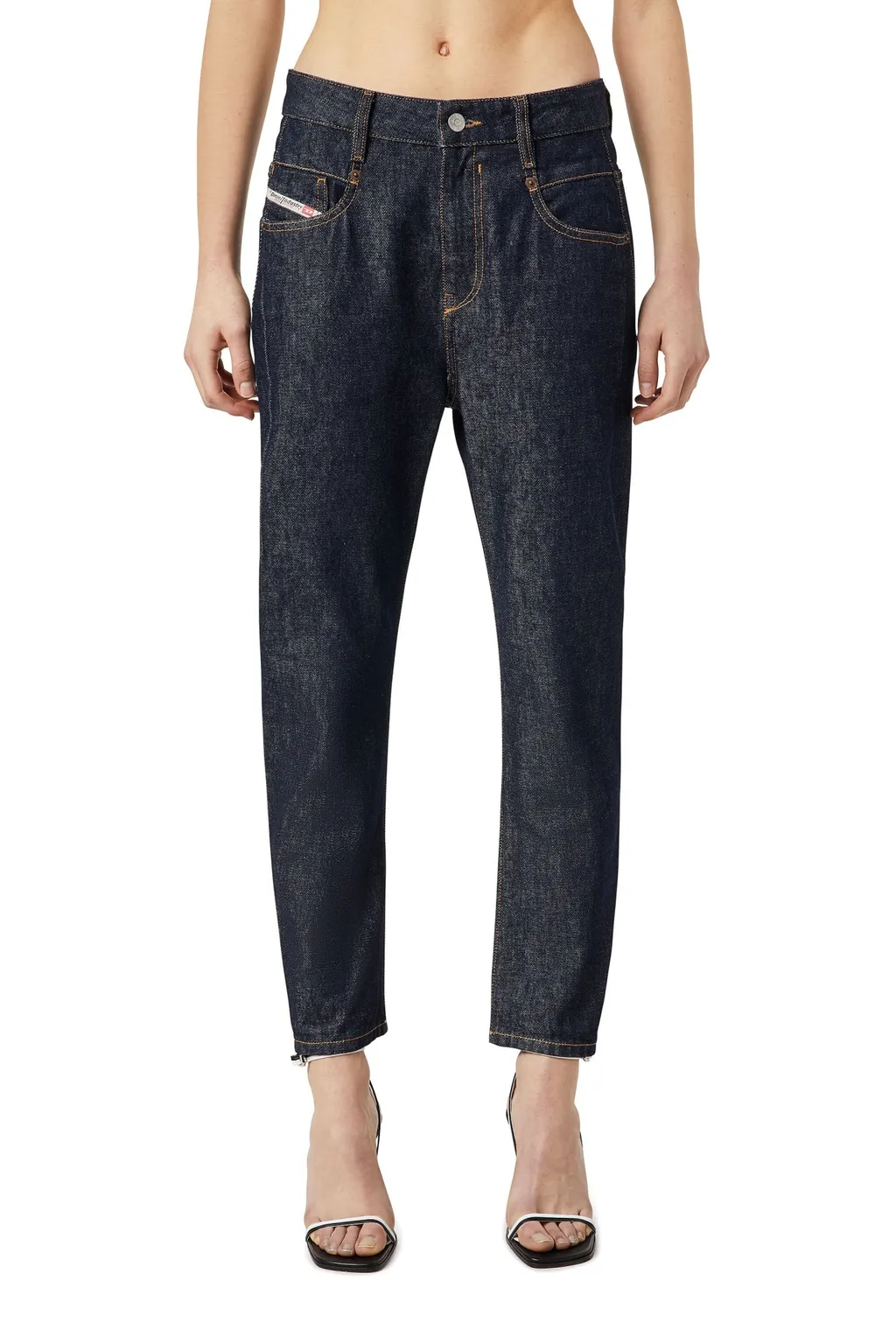 Belt-Loop Jeans