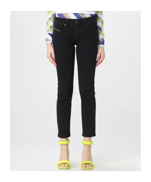 Low-Rise Flared Crop Jeans