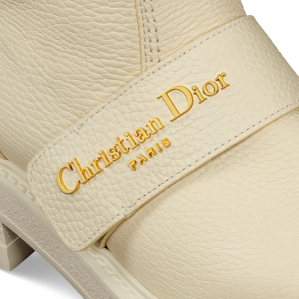 D-Quest Ankle Boot