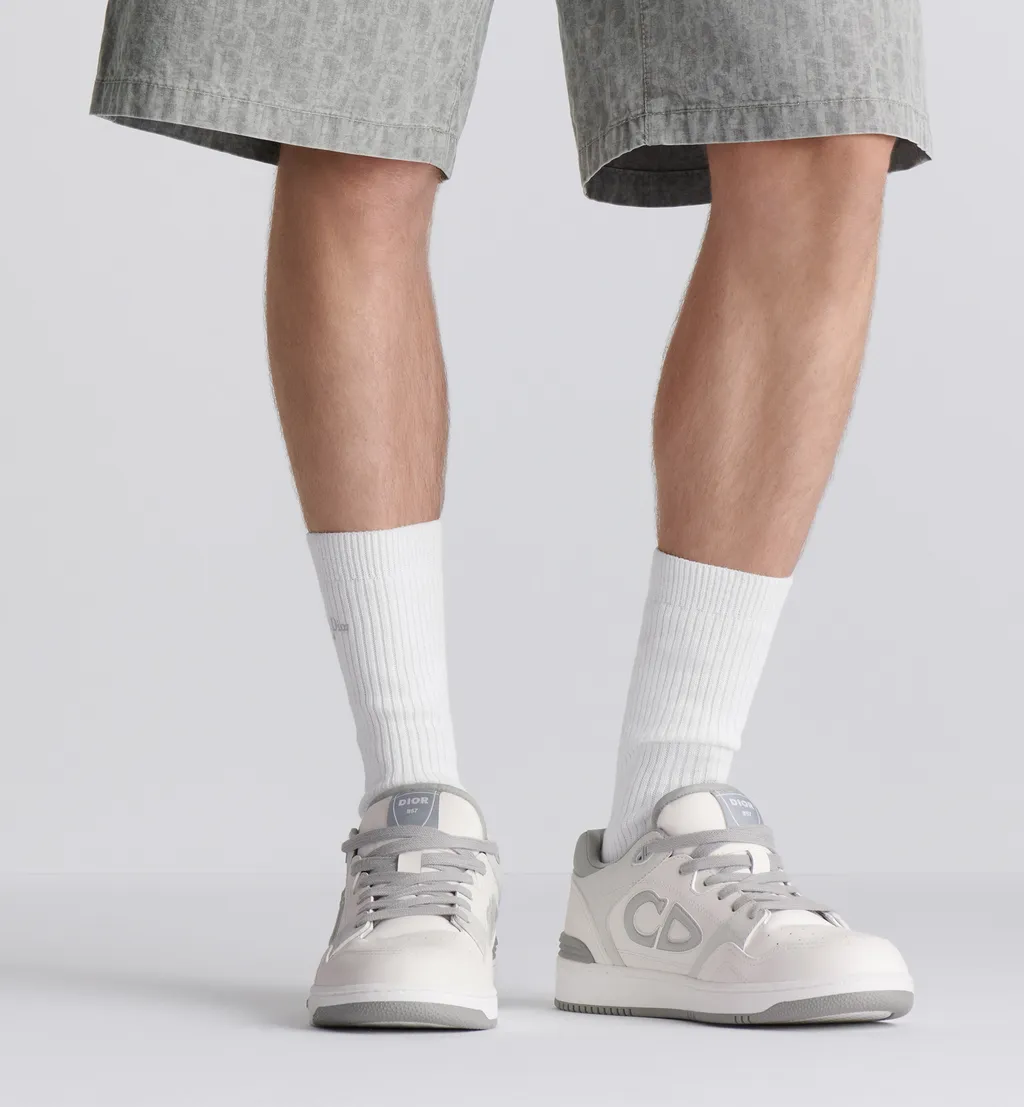 B57 Dribble Low-Top Sneaker
