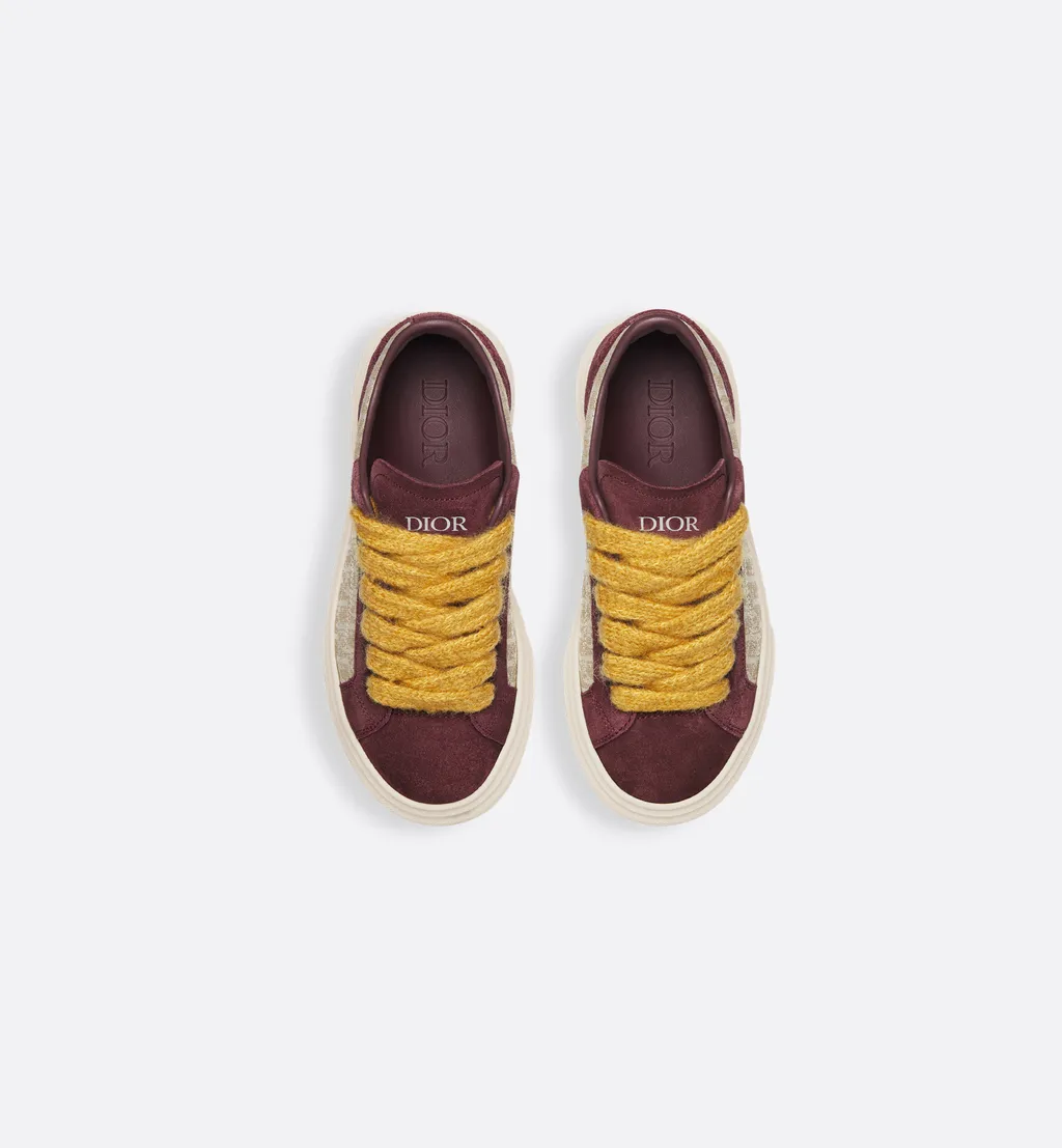 B33 Spin Low-Top Sneaker