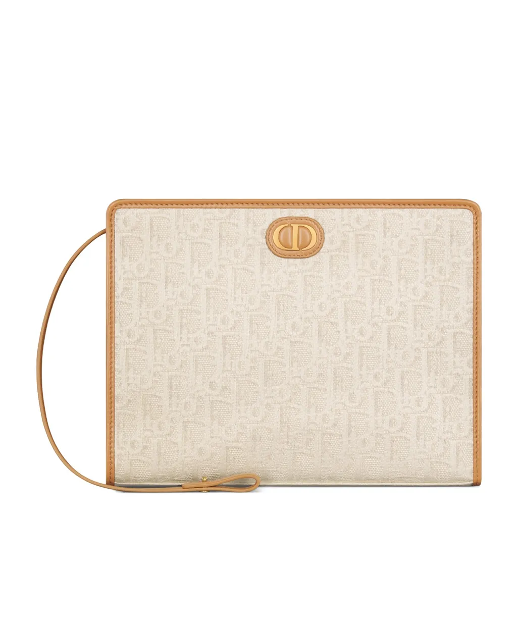 30 Montaigne Dea Pouch