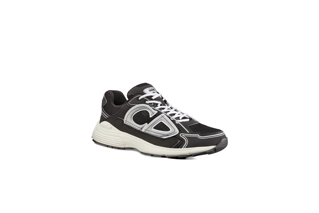 B30 Lace-Up Sneakers