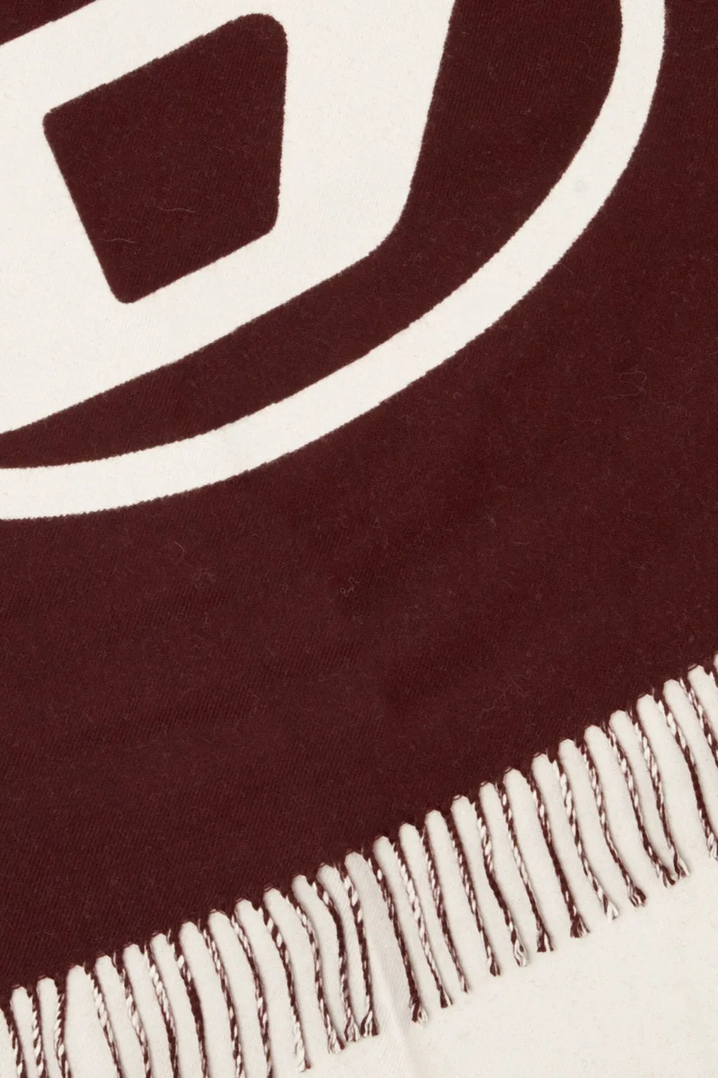 S-Tevie Oval D-Logo Fringed-Edge Scarf