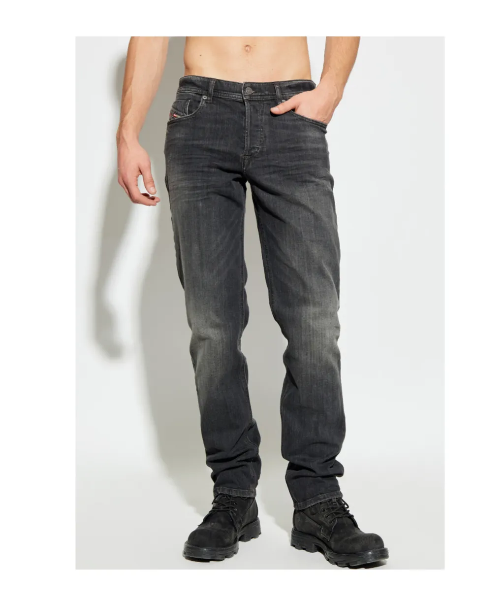 D-Finitive Jeans