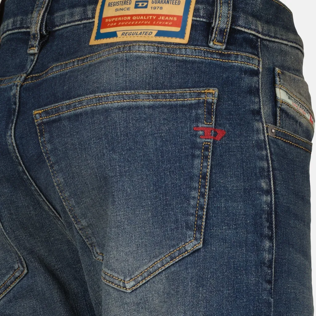 D-Strukt Slim Fit Jeans