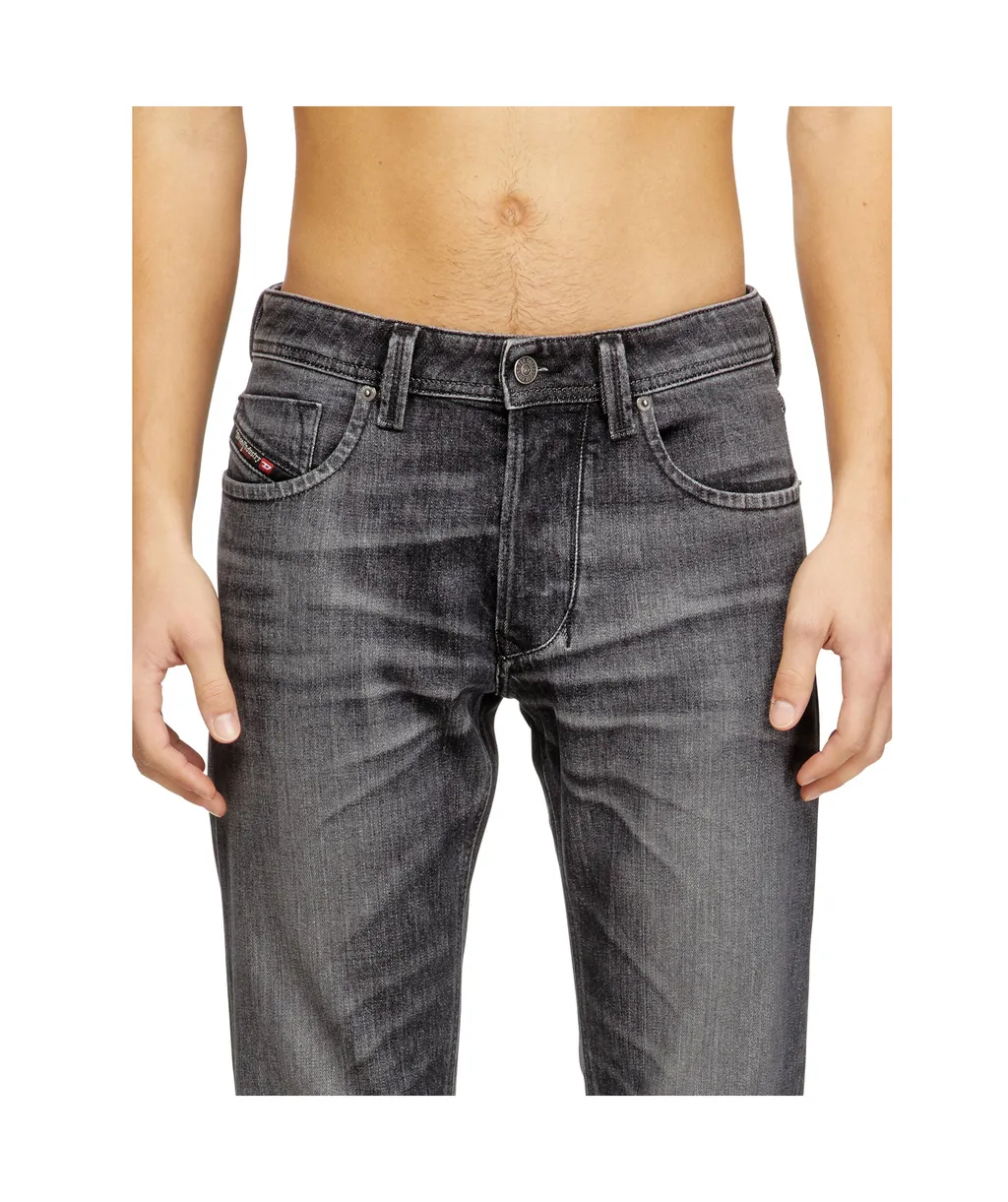 1985-Larkee Straight Leg Jeans